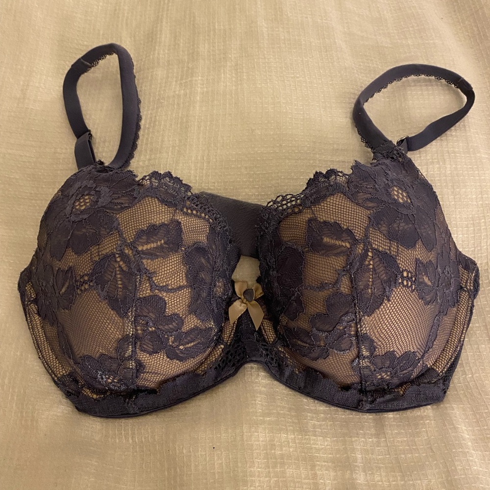 Victoria’s Secret Body By Victoria Bra